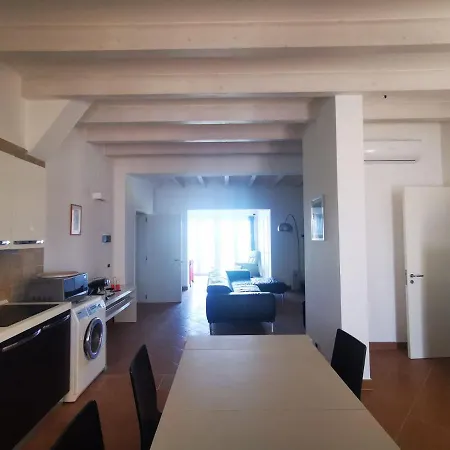 וילה Marieta פולינאנו א מארה