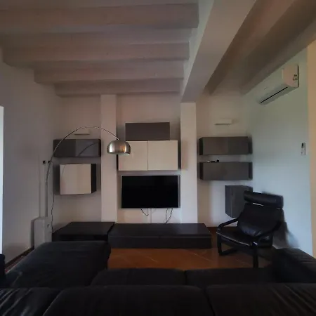 וילה Marieta פולינאנו א מארה